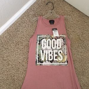 Women’s Good Vibes Tank Top Size Xs